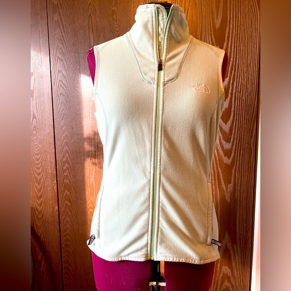 North Face fleece vest M pale green